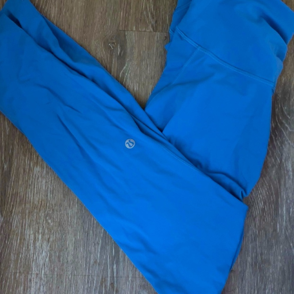 Blue lululemon leggings
